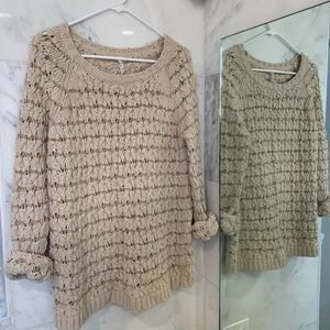 Willow & Clay Medium Beige & Gold Crochet Sweater